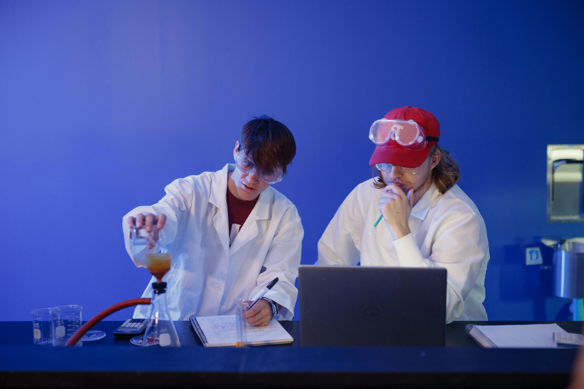 A chemistry class participating in a lab